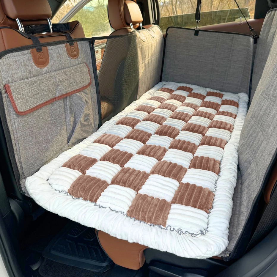 RUFF N ROAM™ COMFY CUSHION